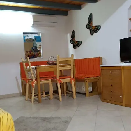 Апартаменты Lina's 1st Floor